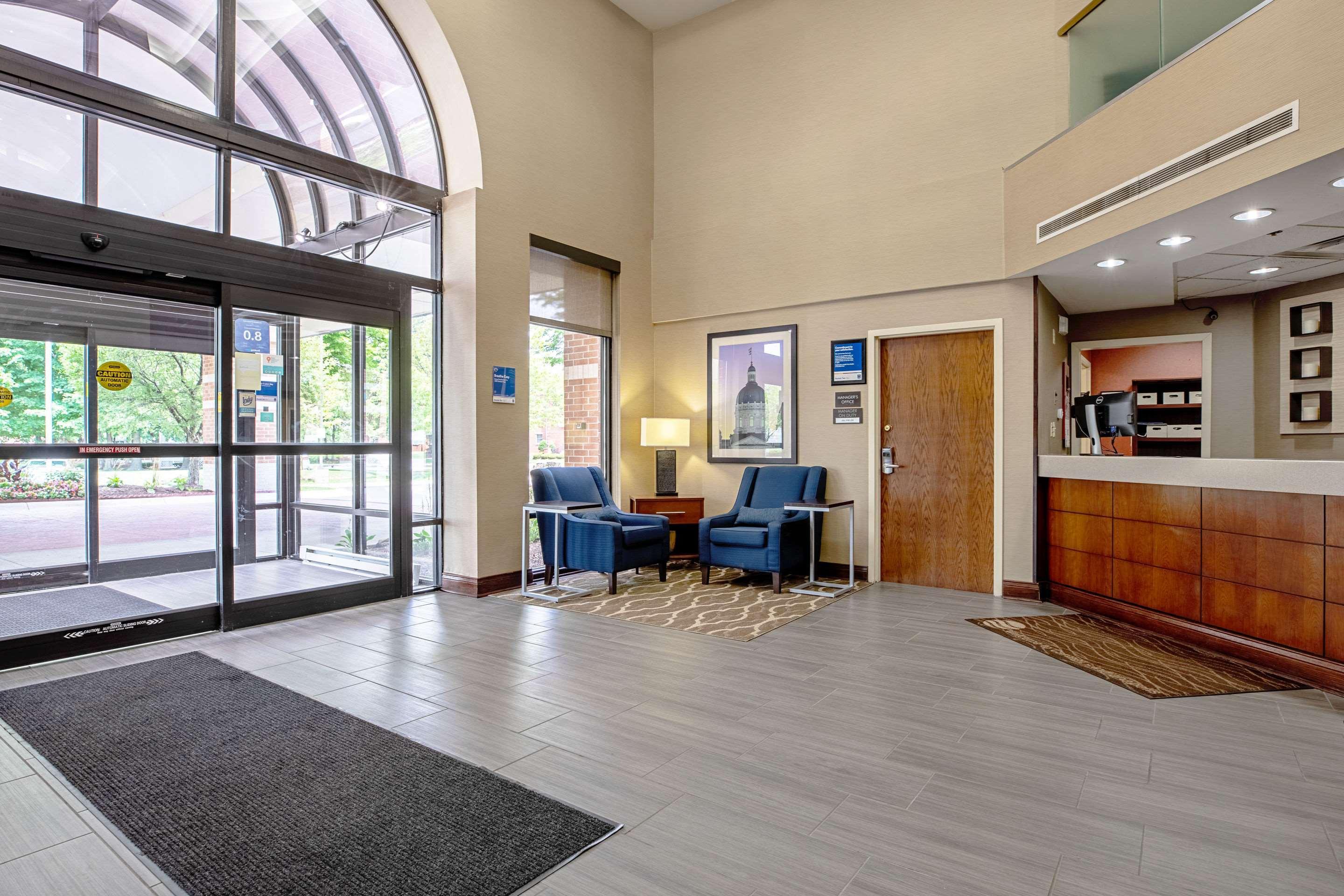 Comfort Inn Indianapolis North - Carmel Extérieur photo